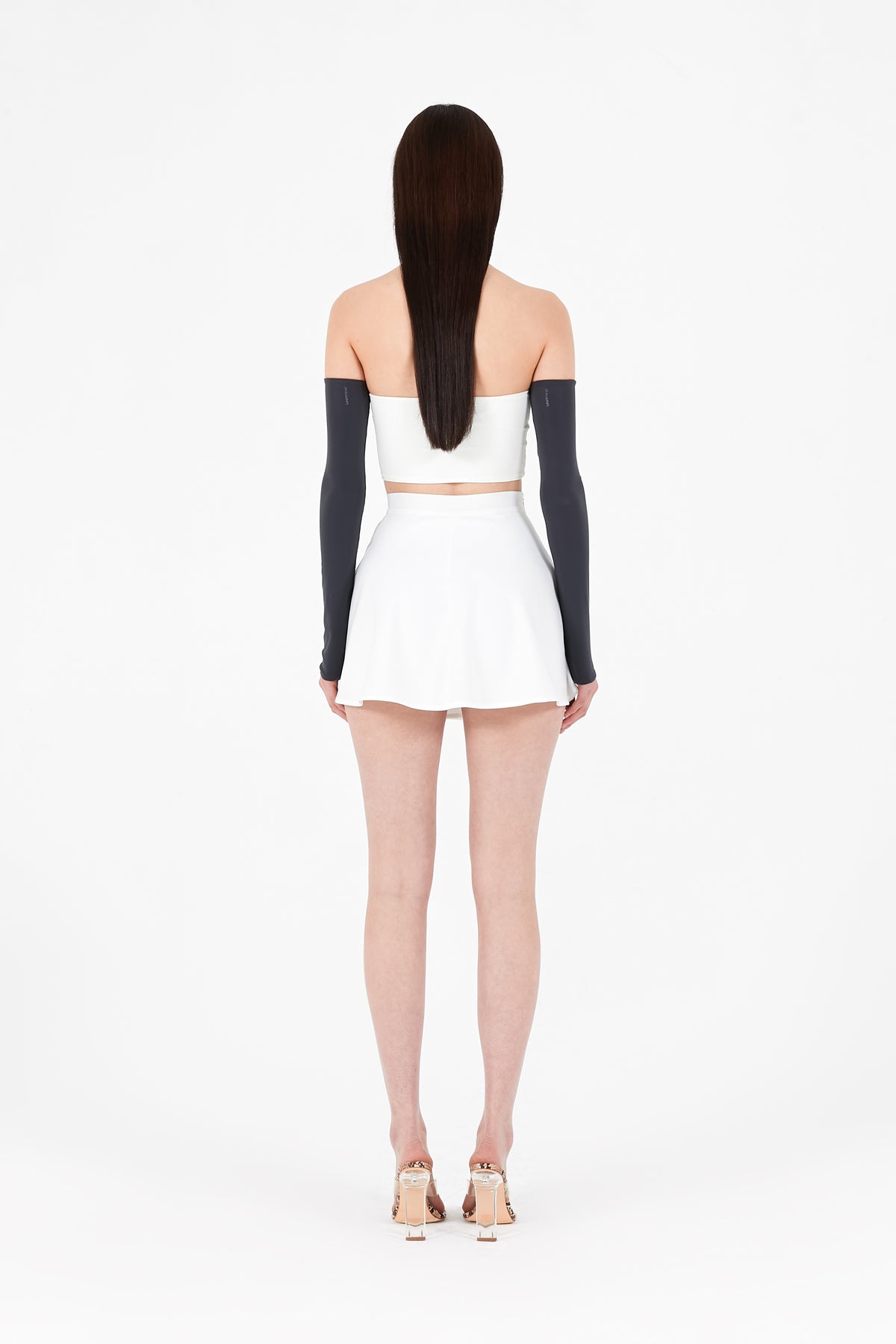 Mid-shoulder sleeves